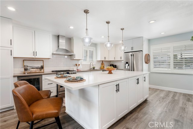 Detail Gallery Image 7 of 40 For 3550 Claremore, Long Beach,  CA 90808 - 4 Beds | 3 Baths