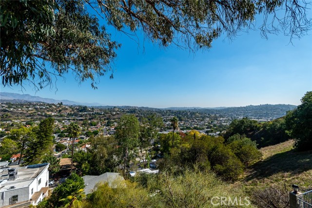 Detail Gallery Image 53 of 58 For 1404 Corona Dr, Glendale,  CA 91205 - 4 Beds | 2/1 Baths