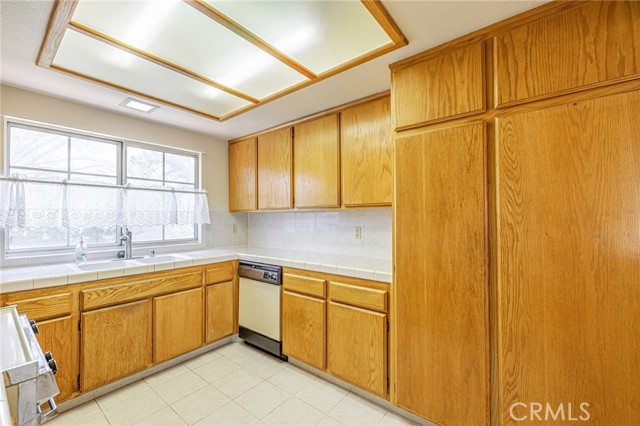 Detail Gallery Image 15 of 45 For 43046 21st St, Lancaster,  CA 93536 - 3 Beds | 2 Baths