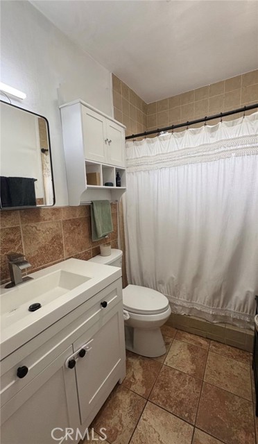 4544 Fisher Street, East Los Angeles CA: https://media.crmls.org/medias/fb8b663b-b1c6-4d34-a283-bcbfc6a248bb.jpg