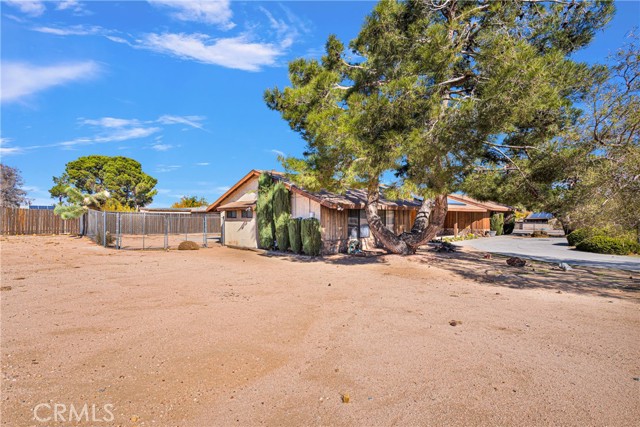 Detail Gallery Image 5 of 39 For 18110 Fairburn St, Hesperia,  CA 92345 - 3 Beds | 2 Baths