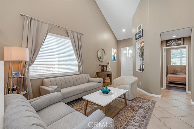25019 Coral Canyon Road, Corona CA: https://media.crmls.org/medias/fb8c4a2d-b3f8-41ed-a2ce-d67ad9616b6d.jpg