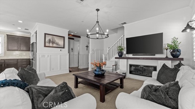 7323 Garnet Ridge, Jurupa Valley CA: https://media.crmls.org/medias/fb8cb3cc-c502-4406-a254-efdd30019447.jpg