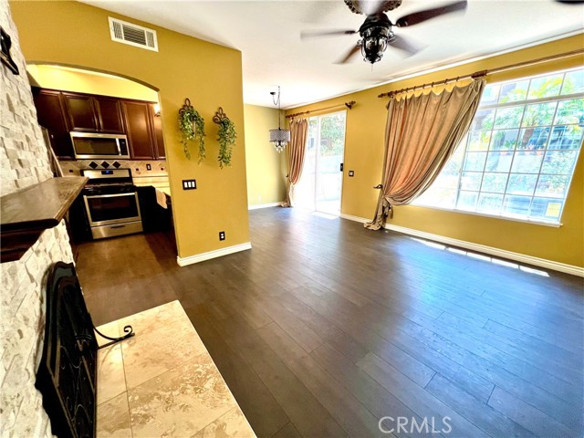 Detail Gallery Image 9 of 19 For 121 Pasto Rico, Rancho Santa Margarita,  CA 92688 - 2 Beds | 2/1 Baths
