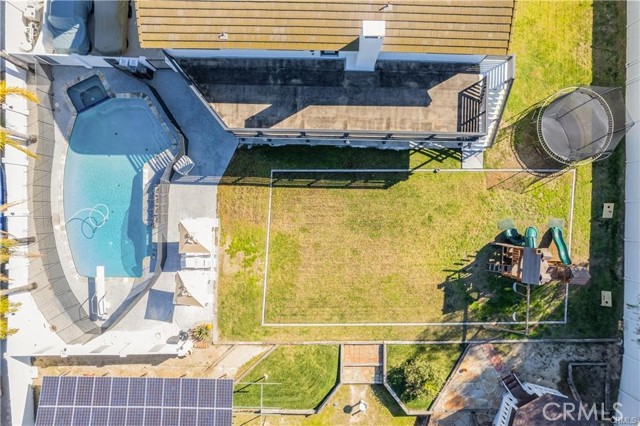 2416 Hialeah Circle, Norco CA: https://media.crmls.org/medias/fb8e1376-99e5-4a05-9223-d84d9cdda18e.jpg