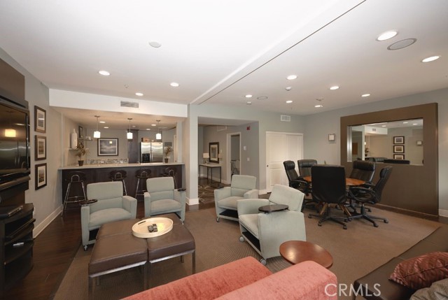 Detail Gallery Image 29 of 37 For 931 E Walnut St #101,  Pasadena,  CA 91106 - 2 Beds | 2/1 Baths