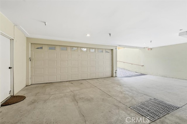 Detail Gallery Image 34 of 49 For 233 S Irena #1,  Redondo Beach,  CA 90277 - 4 Beds | 3 Baths