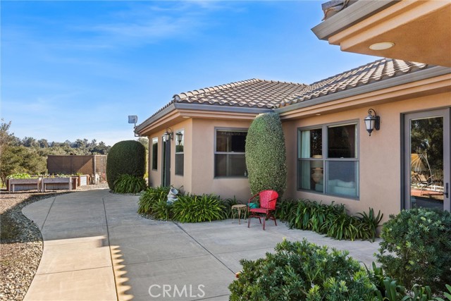325 Red Oak Way, Arroyo Grande CA: https://media.crmls.org/medias/fb8f43f7-01fa-4aaf-a89e-ba9089e53cf3.jpg