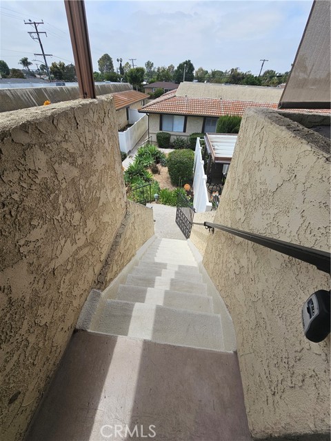 Detail Gallery Image 3 of 39 For 565 W Greenwood Ave #25,  La Habra,  CA 90631 - 2 Beds | 2 Baths