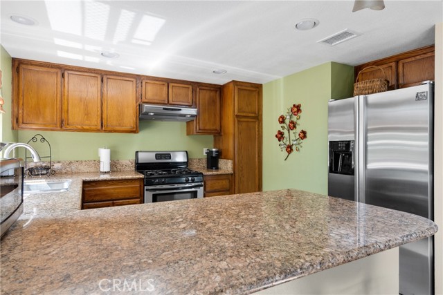 7018 Princeton Place, Rancho Cucamonga CA: https://media.crmls.org/medias/fb908fda-b5c0-4245-b5db-160eda37d5bf.jpg