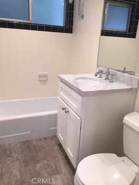 12624 BAJA PANORAMA, North Tustin CA: https://media.crmls.org/medias/fb9099dc-b595-440b-91e6-938000ca55f9.jpg