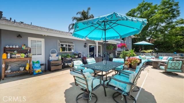 8356 Bella Vista Drive, Rancho Cucamonga CA: https://media.crmls.org/medias/fb915bfb-542e-4bac-900d-ee20f463fbbd.jpg