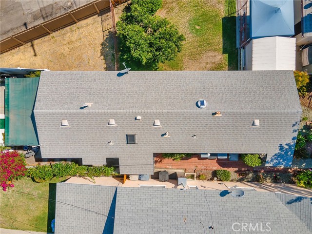 1216 N Lincoln Street, Burbank CA: https://media.crmls.org/medias/fb91d970-6509-4881-8942-2725733c3e90.jpg
