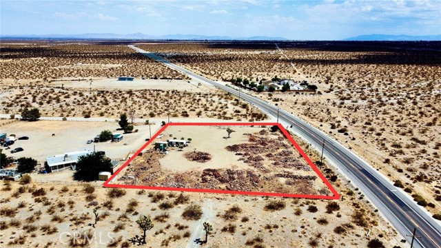 Detail Gallery Image 6 of 9 For 1290 Ca-18, Pinon Hills,  CA 92372 - – Beds | – Baths