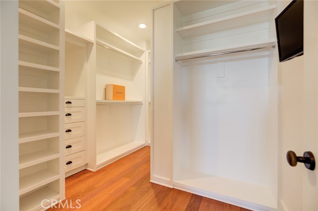 647 15th Street, Manhattan Beach, California 90266, 5 Bedrooms Bedrooms, ,4 BathroomsBathrooms,Residential,Sold,15th,SB21178358