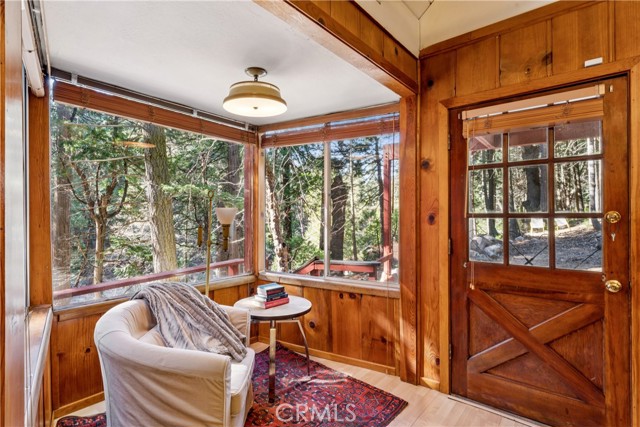 Detail Gallery Image 6 of 52 For 465 Blue Jay Canyon Road, Blue Jay,  CA 92317 - 3 Beds | 2 Baths