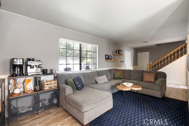 Detail Gallery Image 11 of 49 For 304 S Minnesota, Glendora,  CA 91741 - 5 Beds | 3/2 Baths