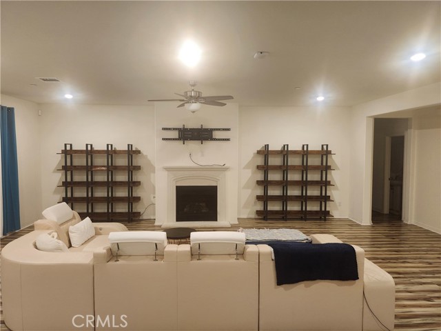 Detail Gallery Image 16 of 59 For 28775 Horsetail Circle, Menifee,  CA 92585 - 4 Beds | 3/1 Baths