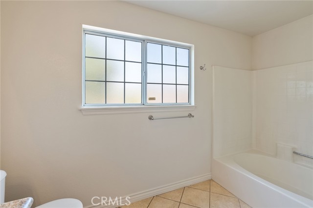 4740 Brookhill Ter, Jurupa Valley CA: https://media.crmls.org/medias/fb937fe1-0179-456b-be46-176da7a21f4e.jpg