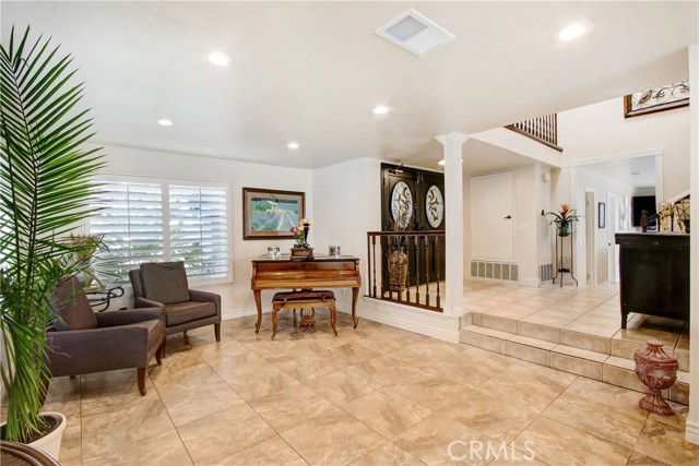 Detail Gallery Image 11 of 45 For 9111 Hidden Farm, Alta Loma,  CA 91737 - 4 Beds | 2/1 Baths