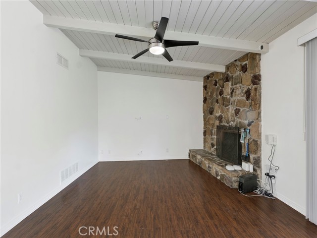 Detail Gallery Image 21 of 59 For 10918 Reseda, Porter Ranch,  CA 91326 - 3 Beds | 2 Baths