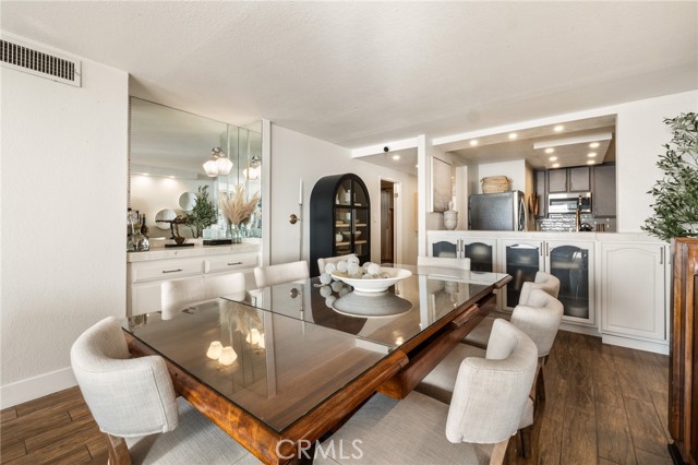 Detail Gallery Image 14 of 34 For 1750 E Ocean Bld #209,  Long Beach,  CA 90802 - 2 Beds | 2 Baths