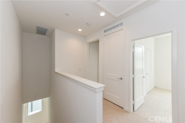 115 Allusion, Irvine CA: https://media.crmls.org/medias/fb963a24-2480-42a0-868b-056e6e26372e.jpg