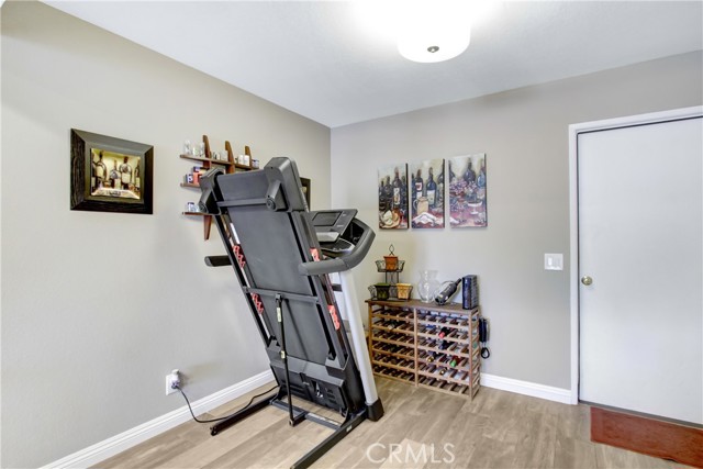 Image 15 of 32 For 5840 Fairlane Drive