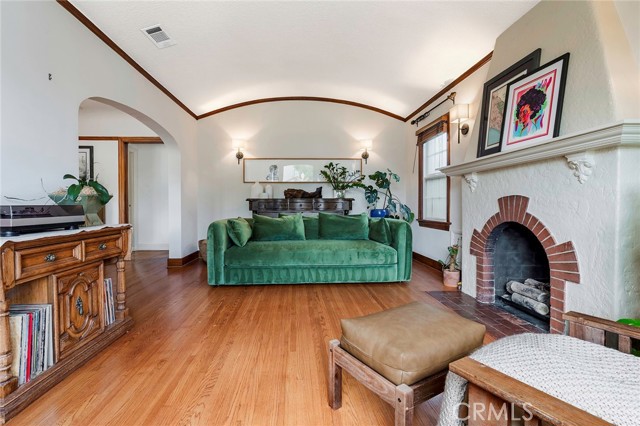 Detail Gallery Image 5 of 34 For 3755 Olive, Long Beach,  CA 90807 - – Beds | – Baths