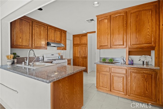 Detail Gallery Image 7 of 27 For 9138 Emperor, San Gabriel,  CA 91775 - 3 Beds | 2 Baths