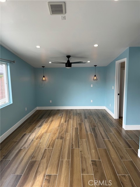 Detail Gallery Image 7 of 18 For 6439 1/2 Graves Ave, Lake Balboa,  CA 91605 - 0 Beds | 1 Baths