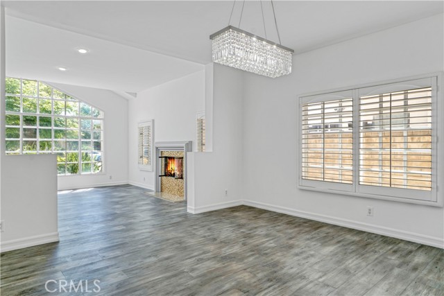 9455 Brandon Court, Northridge CA: https://media.crmls.org/medias/fb9886d9-7d13-42de-a9d8-0e2885fb9ea1.jpg