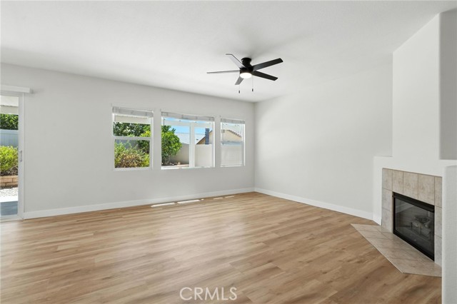 29492 Emberwood Way, Menifee CA: https://media.crmls.org/medias/fb99b711-37cc-4152-a636-8f7e161187b6.jpg