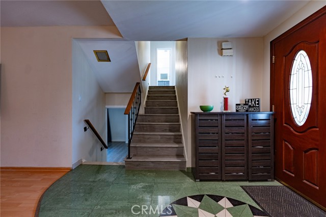 Detail Gallery Image 7 of 38 For 704 N Poplar, Montebello,  CA 90640 - 5 Beds | 3 Baths