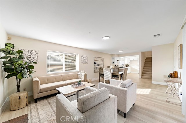 Detail Gallery Image 2 of 33 For 205 N Nicholson Ave, Monterey Park,  CA 91755 - 3 Beds | 2/1 Baths