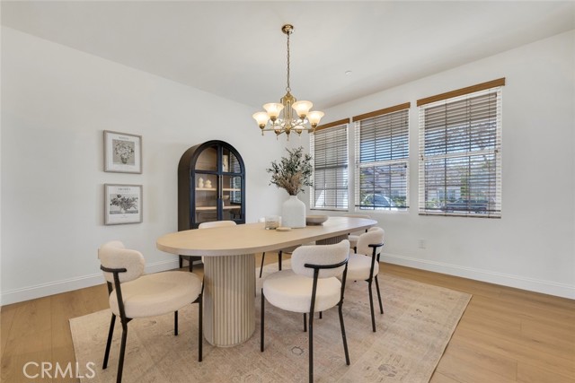 Detail Gallery Image 4 of 70 For 10641 Lost Trail Ave, Shadow Hills,  CA 91040 - 4 Beds | 3/1 Baths