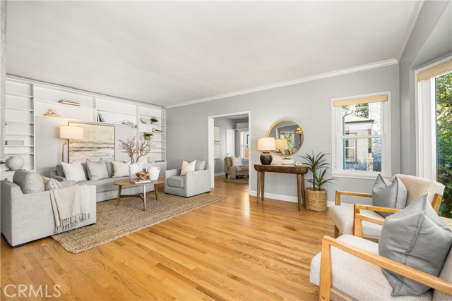 2412 Santiago Street, Santa Ana CA: https://media.crmls.org/medias/fb9b8d61-5a34-4ce7-bf26-26b7c8868cb2.jpg