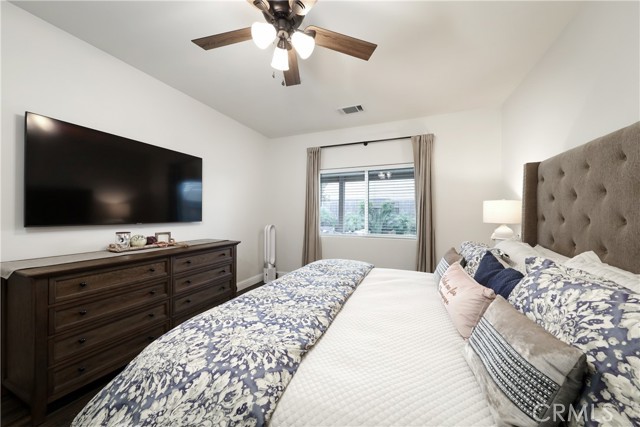 Detail Gallery Image 32 of 37 For 13515 Arden Forest Dr, Bakersfield,  CA 93314 - 3 Beds | 2 Baths