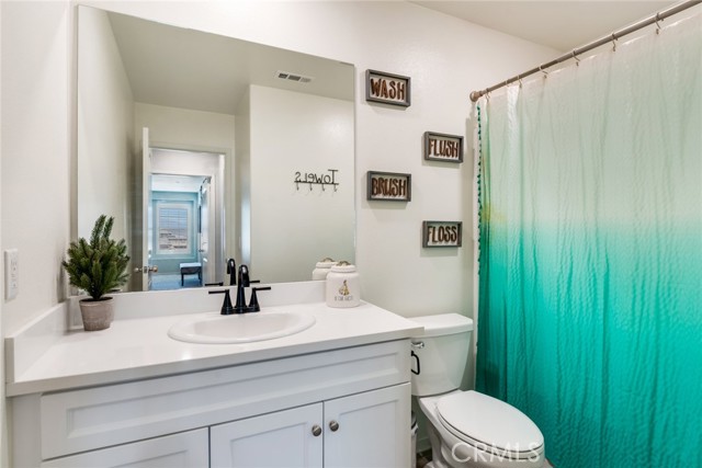 Detail Gallery Image 25 of 30 For 4989 River Ash Way, Fontana,  CA 92336 - 3 Beds | 2/1 Baths
