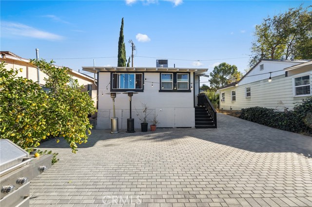 Detail Gallery Image 25 of 32 For 10403 Mcclemont Ave, Tujunga,  CA 91042 - 2 Beds | 1/1 Baths