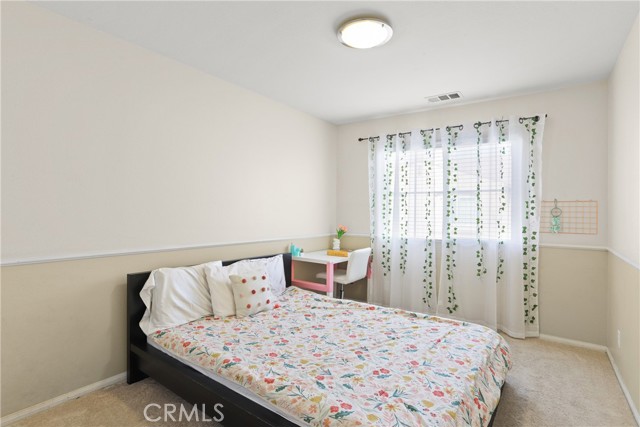 18 New Season, Irvine CA: https://media.crmls.org/medias/fb9cb1d3-eb80-4453-8d42-b24830ea813d.jpg