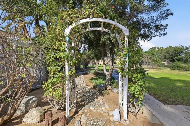 Detail Gallery Image 28 of 40 For 2384 Corydon, Norco,  CA 92860 - 4 Beds | 2 Baths