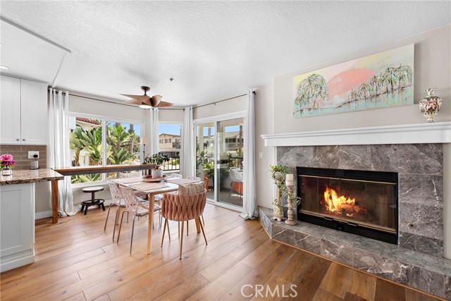 Detail Gallery Image 3 of 31 For 210 Avenida Montalvo #4,  San Clemente,  CA 92672 - 3 Beds | 2 Baths