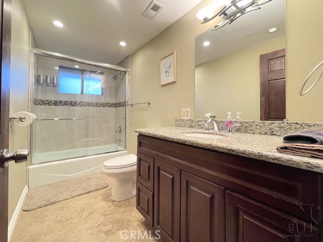 Detail Gallery Image 29 of 41 For 2702 Thule Ln, Running Springs,  CA 92382 - 4 Beds | 3/1 Baths