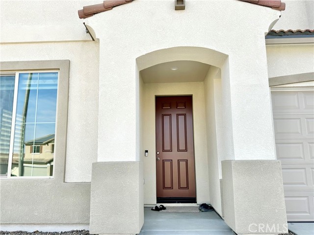 Detail Gallery Image 5 of 30 For 4177 Myrtle, Lake Elsinore,  CA 92530 - 5 Beds | 3 Baths