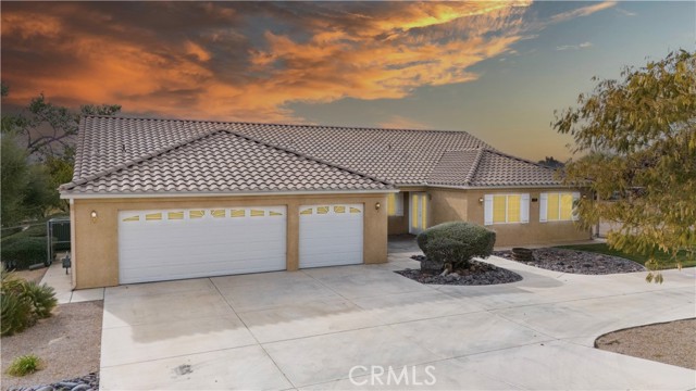 Detail Gallery Image 4 of 29 For 17044 Tiama Rd, Apple Valley,  CA 92307 - 2 Beds | 2/1 Baths