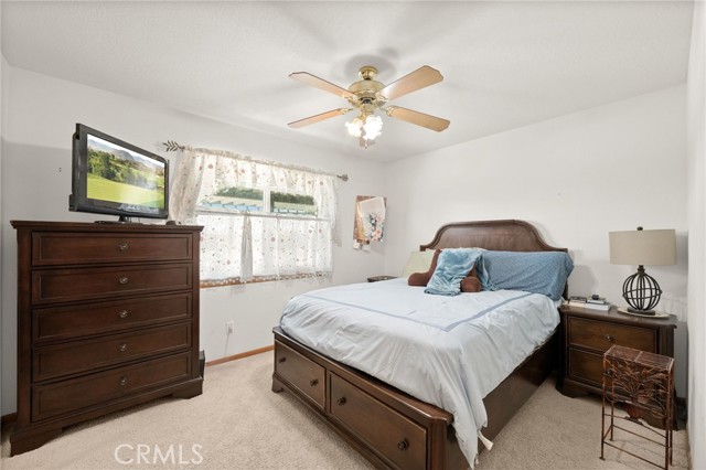 12710 Yorkshire Drive, Apple Valley CA: https://media.crmls.org/medias/fb9f268b-222b-40c7-b189-8e452bd112df.jpg