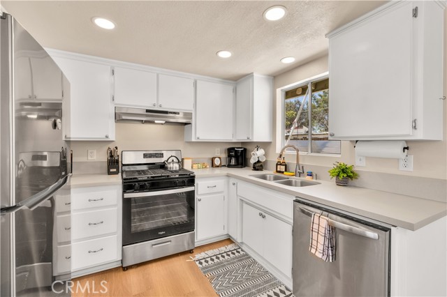 Detail Gallery Image 12 of 37 For 7000 Tamarisk Ave, Yucca Valley,  CA 92284 - 2 Beds | 1 Baths
