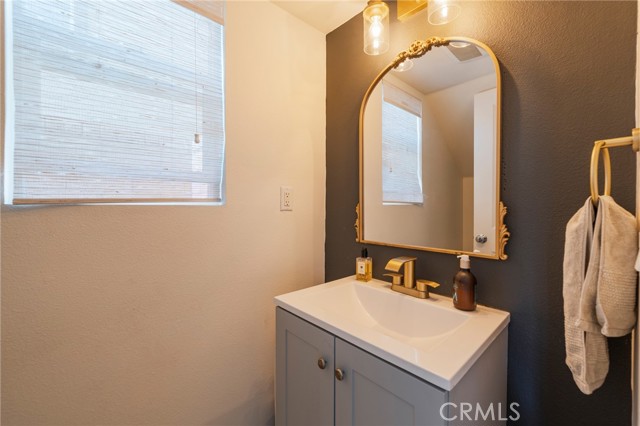 Detail Gallery Image 12 of 46 For 207 Cascade, Monterey Park,  CA 91755 - 4 Beds | 3/1 Baths