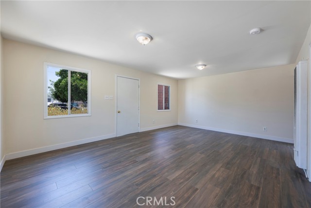 Detail Gallery Image 7 of 28 For 1127 S Mcdonnell Ave, East Los Angeles,  CA 90022 - 2 Beds | 1 Baths